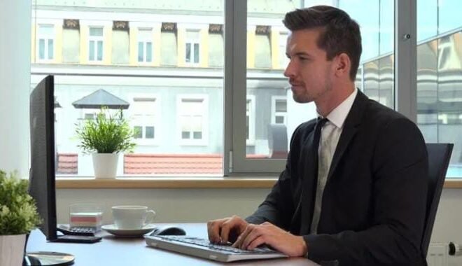 Turn Concepts Into Ad-Ready Creatives Using 6 AI Ad Generators